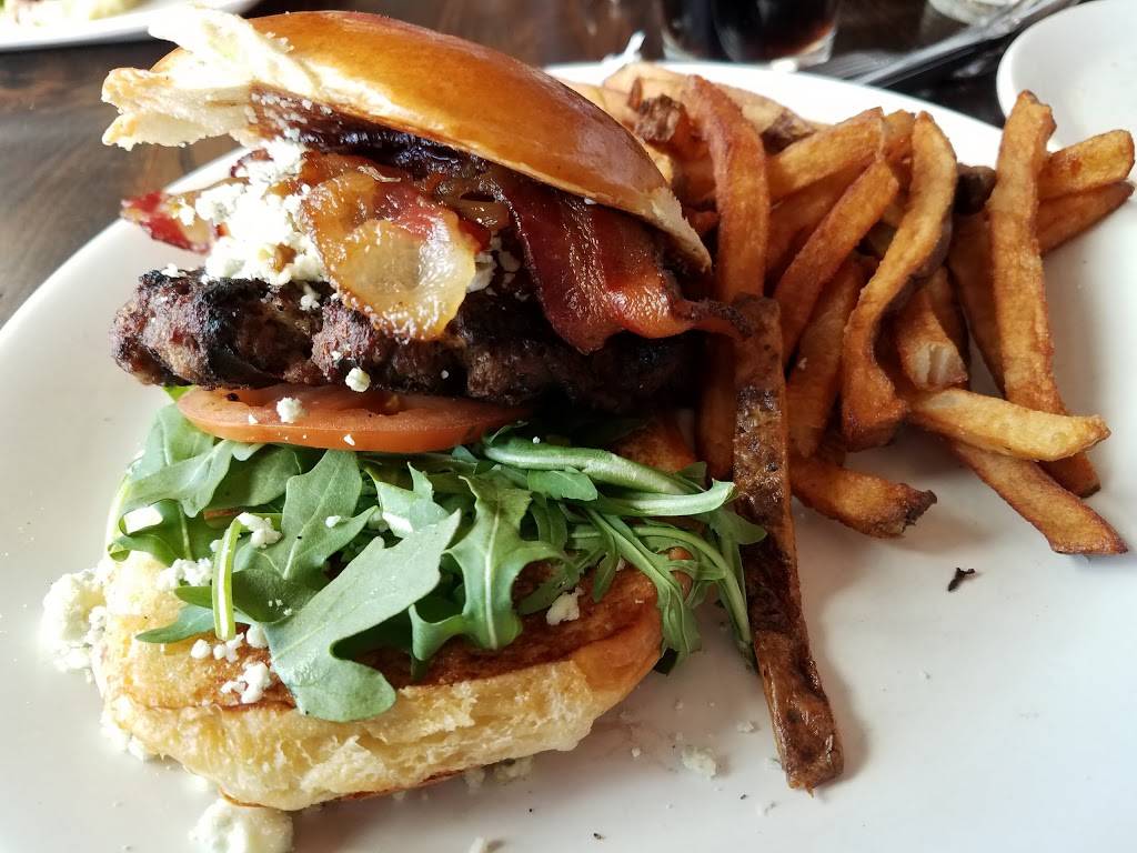 Not Your Average Joes | restaurant | 15101 Potomac Town Pl, Woodbridge, VA 22191, USA | 5719895637 OR +1 571-989-5637