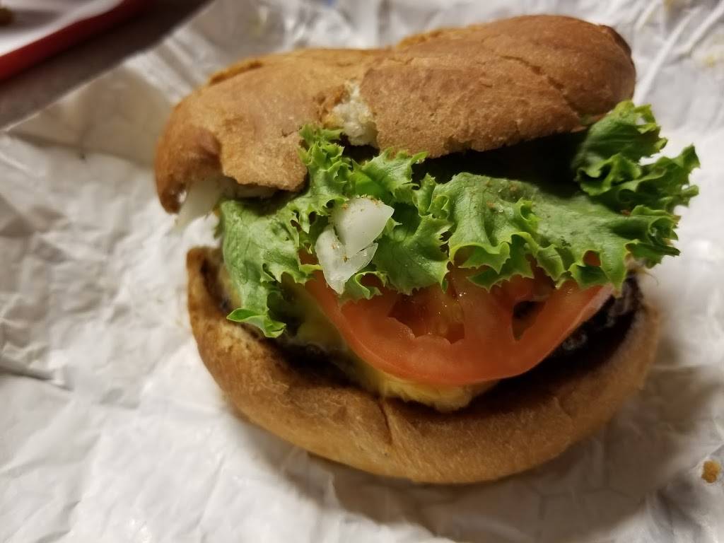 Apache Burgers | restaurant | 5236 Dundas St W, Etobicoke, ON M9B 1A7, Canada | 4162333046 OR +1 416-233-3046