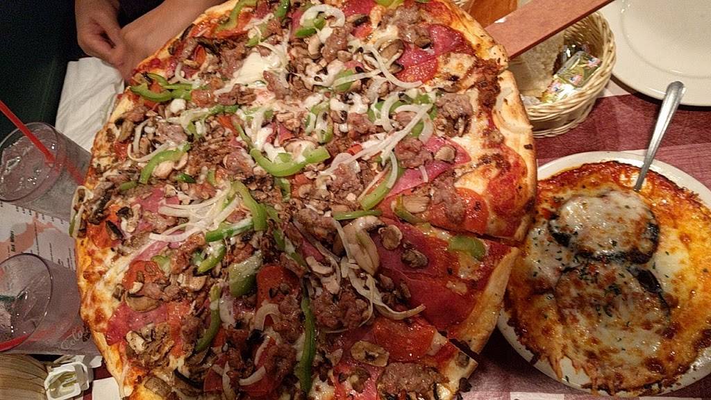 DiCiccos Italian Restaurant | restaurant | 1530 E Nees Ave, Fresno, CA 93720, USA | 5593210544 OR +1 559-321-0544