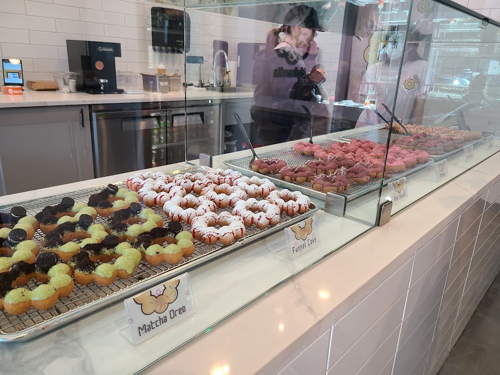 Mochinut Alpharetta | bakery | 5170 McGinnis Ferry Rd, Alpharetta, GA 30005, USA | 4707535367 OR +1 470-753-5367