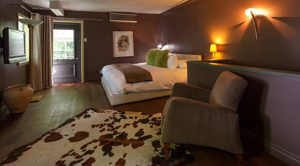 Hôtel Le Priori | restaurant | 15 Rue du Sault-au-Matelot, Québec, QC G1K 3Y7, Canada | 4186923992 OR +1 418-692-3992