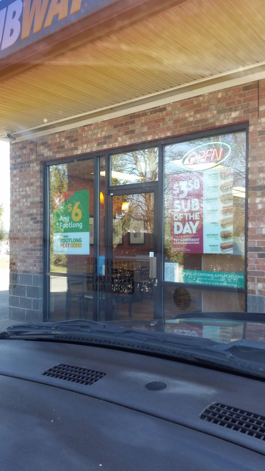 Subway | restaurant | 10731 KY-44 E, Mt Washington, KY 40047, USA | 5025388808 OR +1 502-538-8808