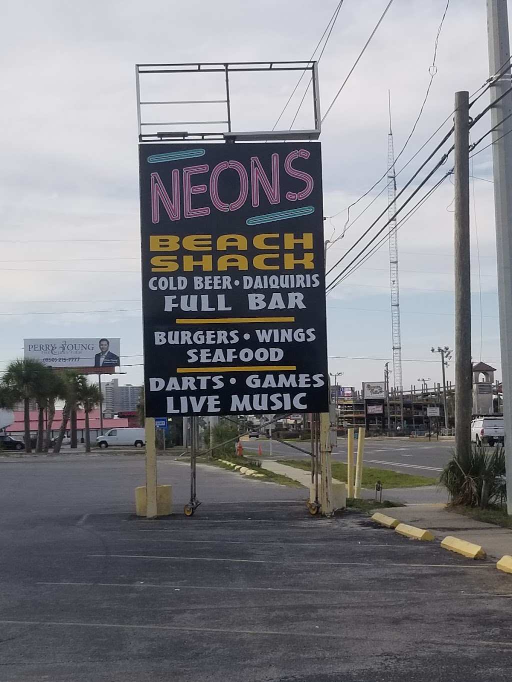 Neons Beach Shack | restaurant | 8501 Thomas Dr, Panama City Beach, FL 32408, USA | 8505887620 OR +1 850-588-7620