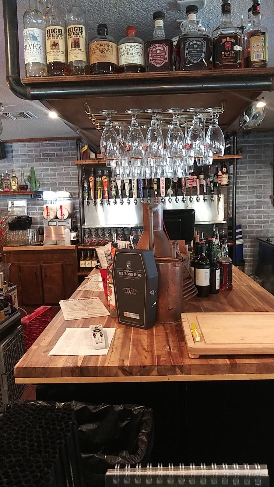 Iron Oak New American BBQ | restaurant | 917 11th St, Palm Harbor, FL 34683, USA | 7277547337 OR +1 727-754-7337