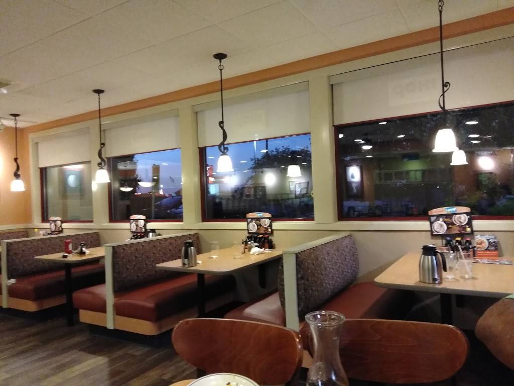 IHOP | bakery | 270 E, I-20, Terrell, TX 75160, USA | 9725638050 OR +1 972-563-8050