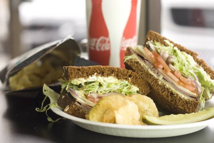 Sandwich Bags Deli and Catering | meal takeaway | 10769 Woodside Ave, Santee, CA 92071, USA | 6192580102 OR +1 619-258-0102