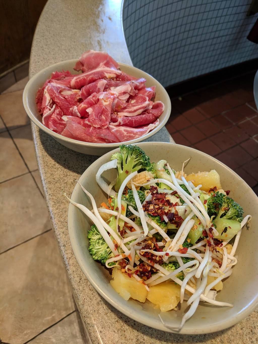 Big Wok Mongolian BBQ | restaurant | 250 N Sepulveda Blvd, Manhattan Beach, CA 90266, USA | 3107981155 OR +1 310-798-1155