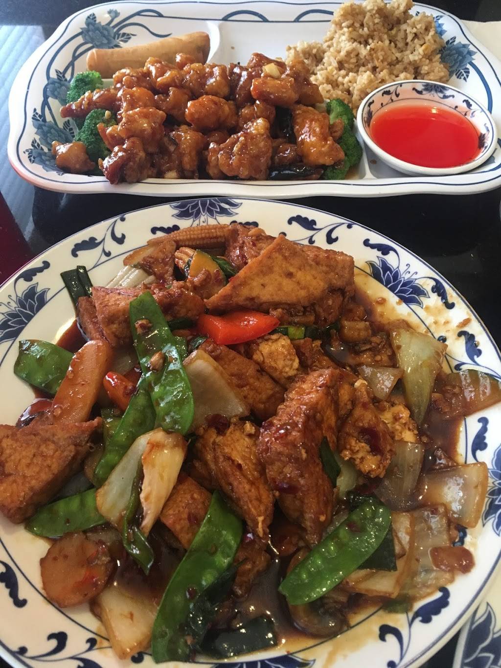 Dragon Inn | restaurant | 101 2nd St, Eaton, CO 80615, USA | 9704542705 OR +1 970-454-2705