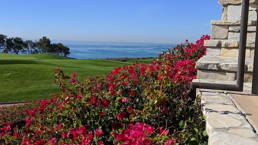 Trump National Golf Club Los Angeles | restaurant | 1 Trump National Dr, Rancho Palos Verdes, CA 90275, USA | 3102655000 OR +1 310-265-5000