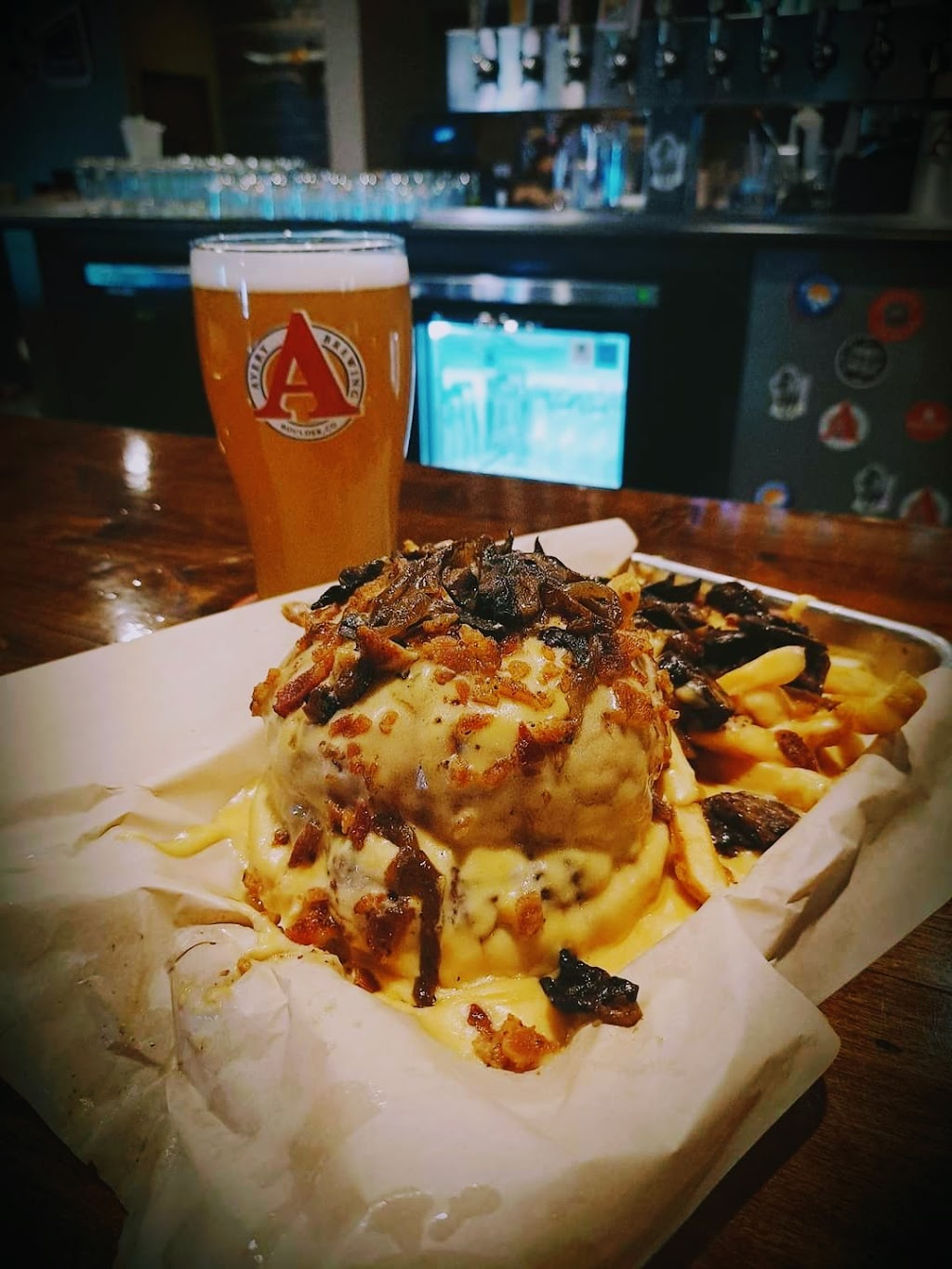 Dirty Pit Craft House | restaurant | 51 W Dry Creek Ct, Littleton, CO 80120, USA | 3039975043 OR +1 303-997-5043