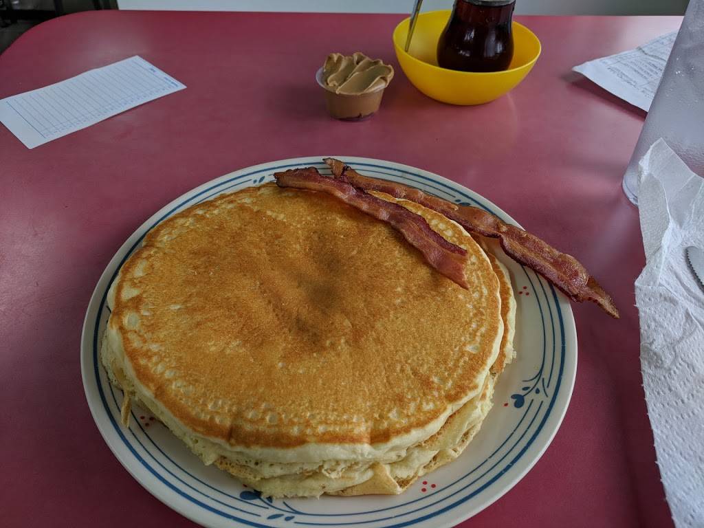 Shirleys Diner | restaurant | 13097 MO-13, Kimberling City, MO 65686, USA | 4177392380 OR +1 417-739-2380