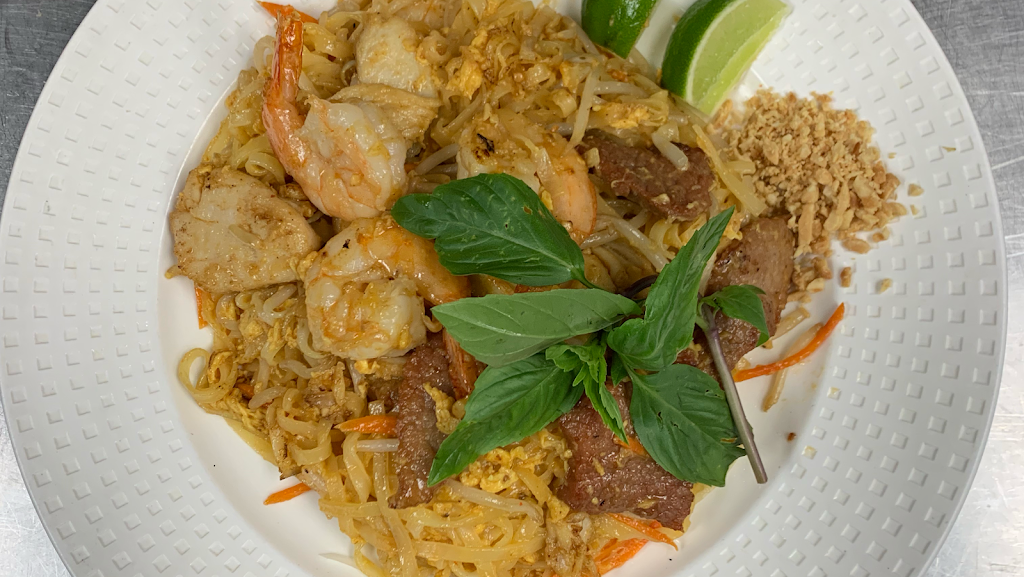 Pho King | restaurant | 1945 N Campus Ave #C, Upland, CA 91784, USA | 9099319889 OR +1 909-931-9889