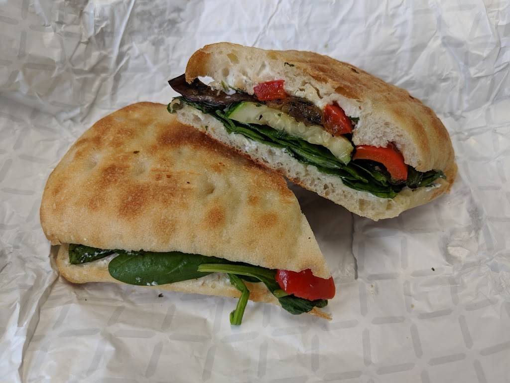 Fusaros East | restaurant | 294 Richmond St E Unit 102, Toronto, ON M5A 1P5, Canada | 6473473309 OR +1 647-347-3309