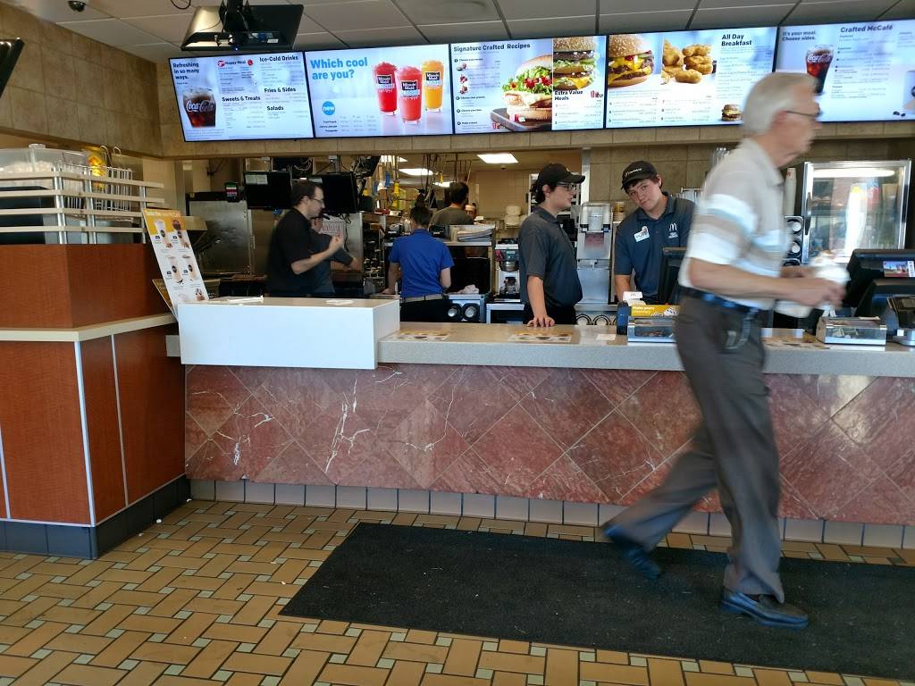 McDonalds | cafe | 23 E High St, London, OH 43140, USA | 7408527798 OR +1 740-852-7798