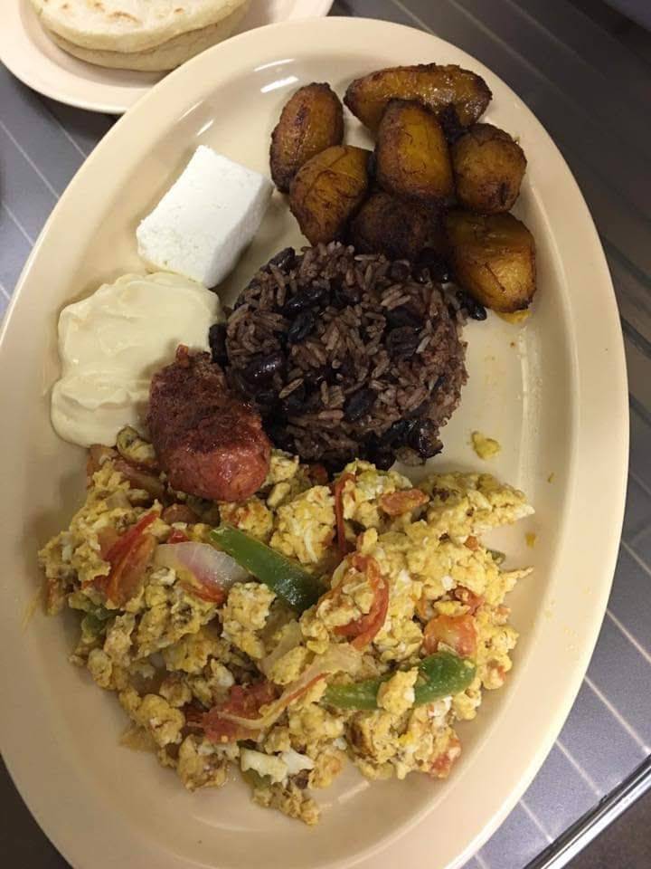 Pupuseria Bendicion de Dios | restaurant | 2728 E Palmdale Blvd #116, Palmdale, CA 93550, USA | 6612343391 OR +1 661-234-3391