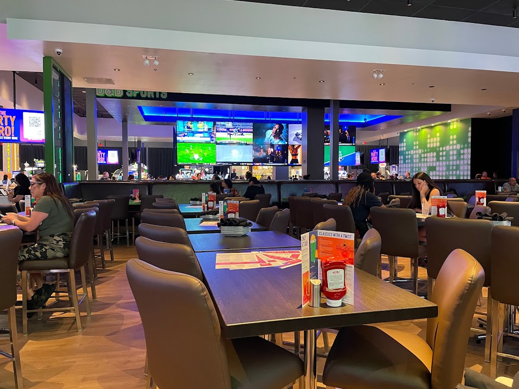 Dave & Busters Modesto | restaurant | 3401 Dale Rd #108, Modesto, CA 95356, USA | 2094586700 OR +1 209-458-6700