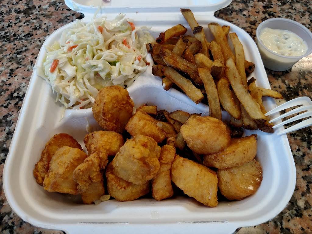 Giordanos Restaurant | restaurant | 18 Lake Ave, Oak Bluffs, MA 02557, USA | 5086930184 OR +1 508-693-0184