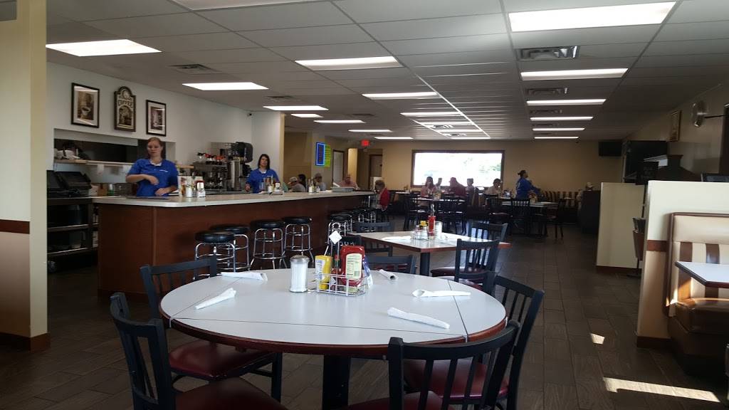 Tonis Café | restaurant | 379 IL-104, Divernon, IL 62530, USA | 2174144272 OR +1 217-414-4272