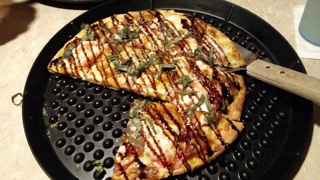 Rosatis Pizza Of Green Bay | restaurant | 745 S Huron Rd, Green Bay, WI 54311, USA | 9204684500 OR +1 920-468-4500