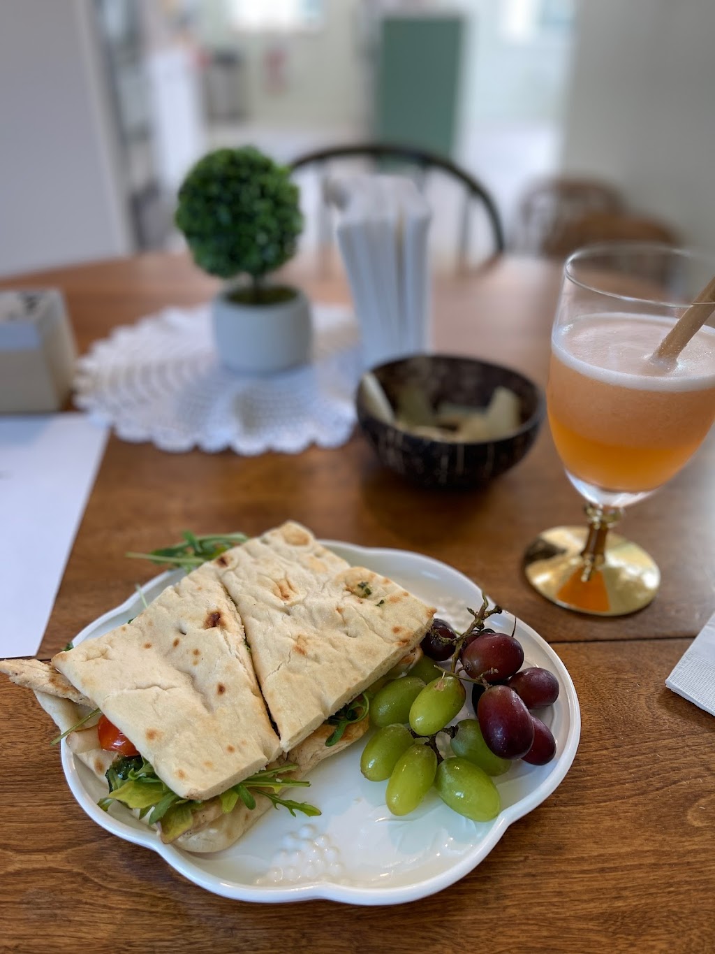 Maria Petit Food Boutique | restaurant | 227 E Lake Ave, Auburndale, FL 33823, USA | 8633268815 OR +1 863-326-8815