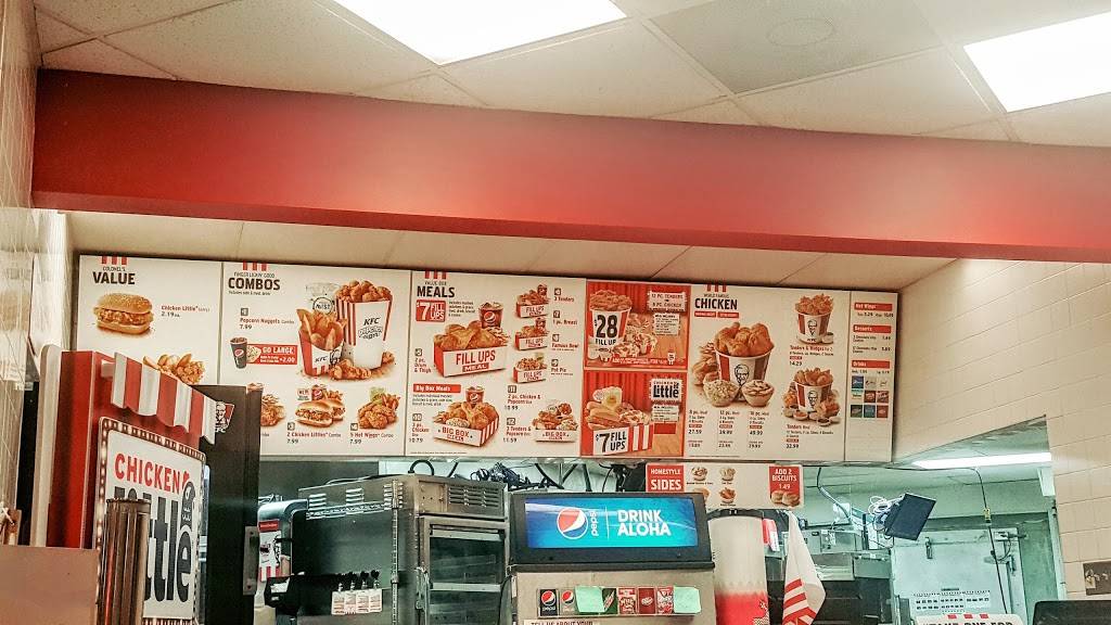 KFC | restaurant | 91-590 Farrington Hwy, Ewa Beach, HI 96706, USA | 8086740690 OR +1 808-674-0690