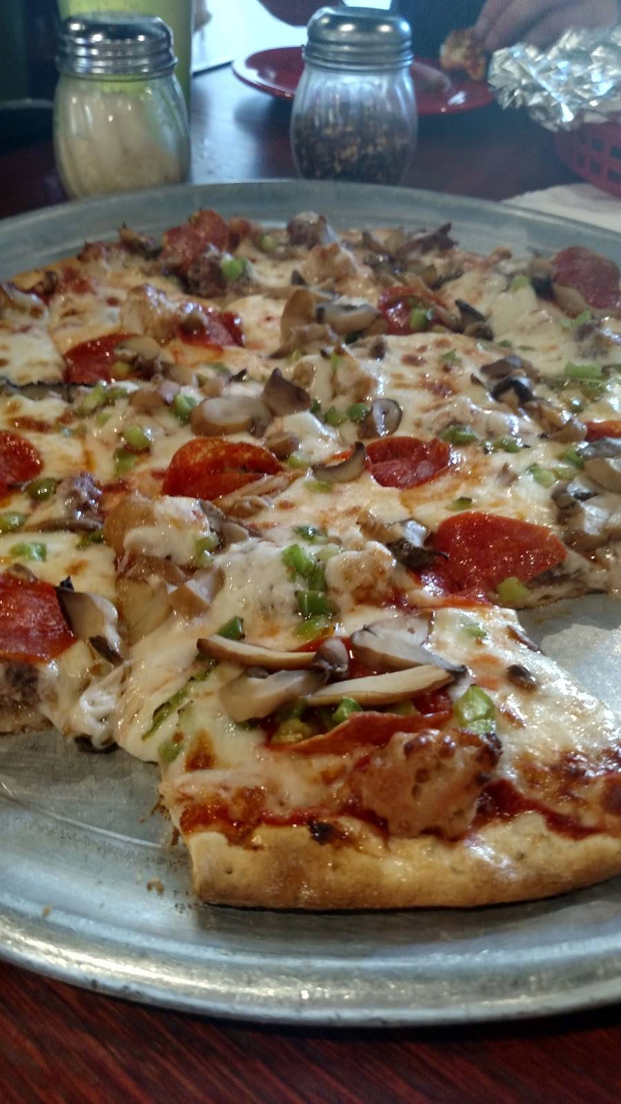 Twisted Tomato | restaurant | 2333 St George Rd, Evansville, IN 47711, USA | 8124012323 OR +1 812-401-2323