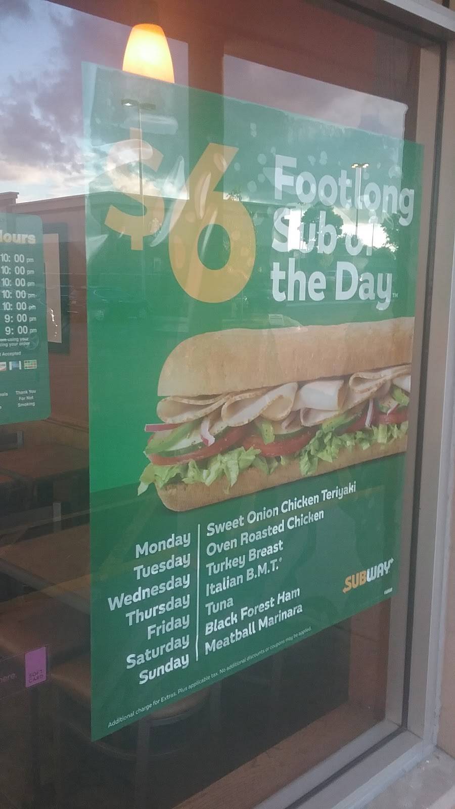 Subway Restaurants | restaurant | 197 Army Trail Rd, Glendale Heights, IL 60139, USA | 6308944567 OR +1 630-894-4567