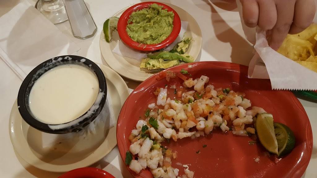 Fiesta Mexicana Mexican Restaurant | restaurant | 127 N Main St, El Dorado, KS 67042, USA | 3163201700 OR +1 316-320-1700