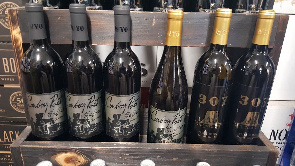 Uncle Charlies Package Liquor, Grill & Tavern | restaurant | 6001 Yellowstone Rd, Cheyenne, WY 82009, USA | 3077787775 OR +1 307-778-7775