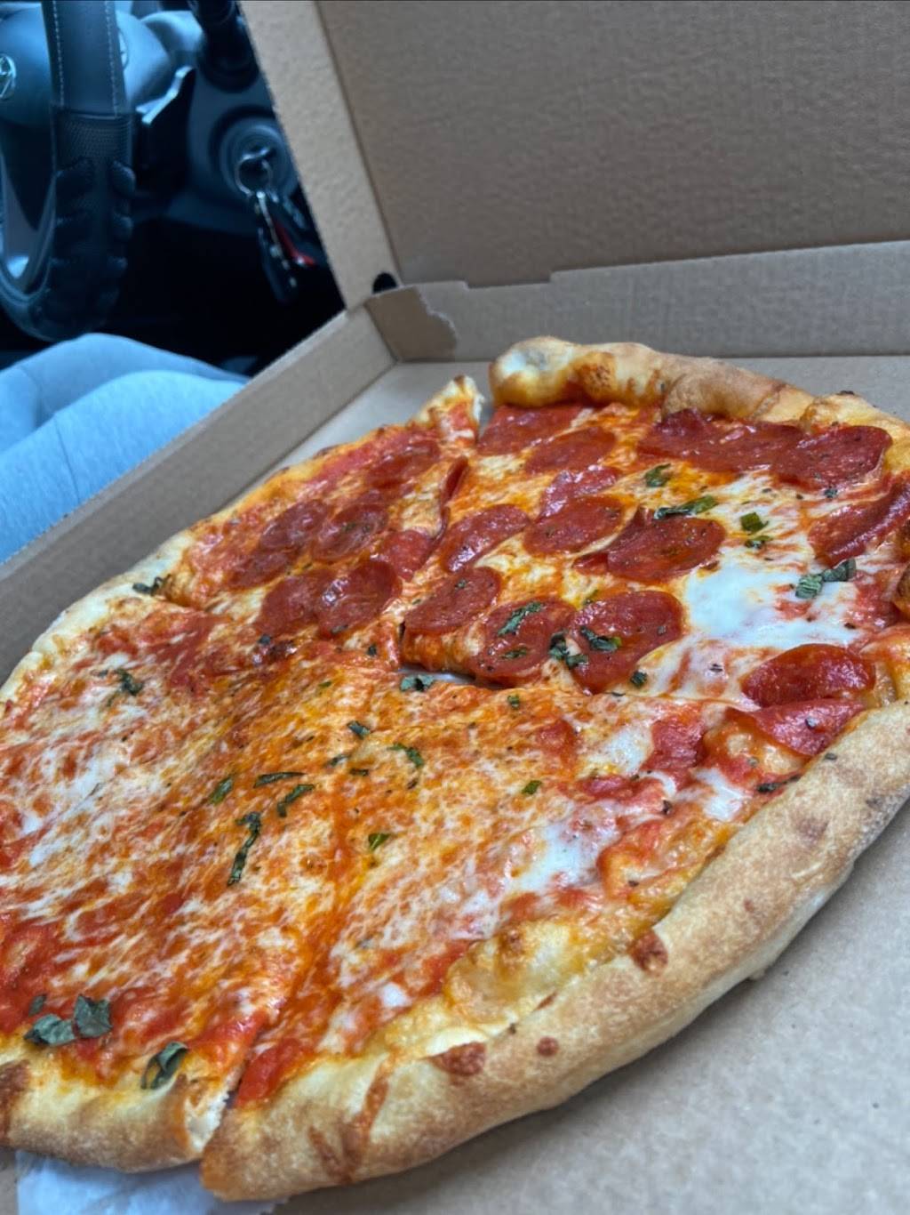 Priceburg Pizza | restaurant | 800 Main St, Dickson City, PA 18519, USA | 5703828646 OR +1 570-382-8646