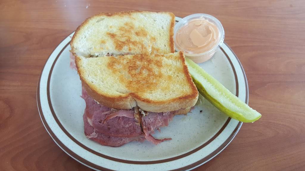 Olympic Grill | restaurant | 6700 E 10 Mile Rd, Center Line, MI 48015, USA | 5867579773 OR +1 586-757-9773