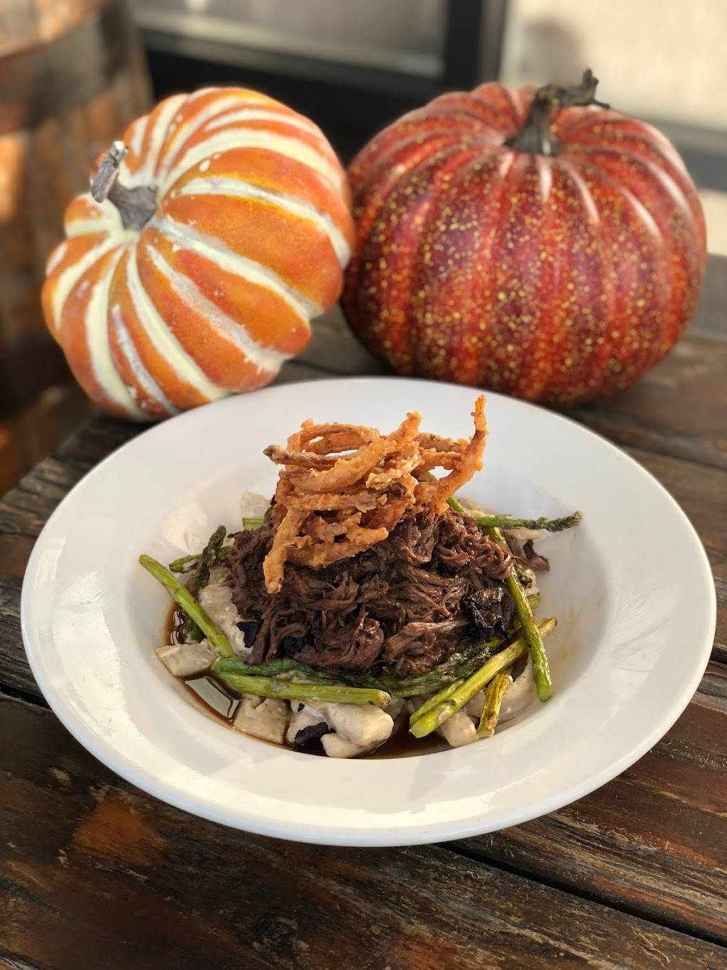 Outpost Neighborhood Kitchen | restaurant | 2603 Edgewater Dr, Orlando, FL 32804, USA | 4079306282 OR +1 407-930-6282