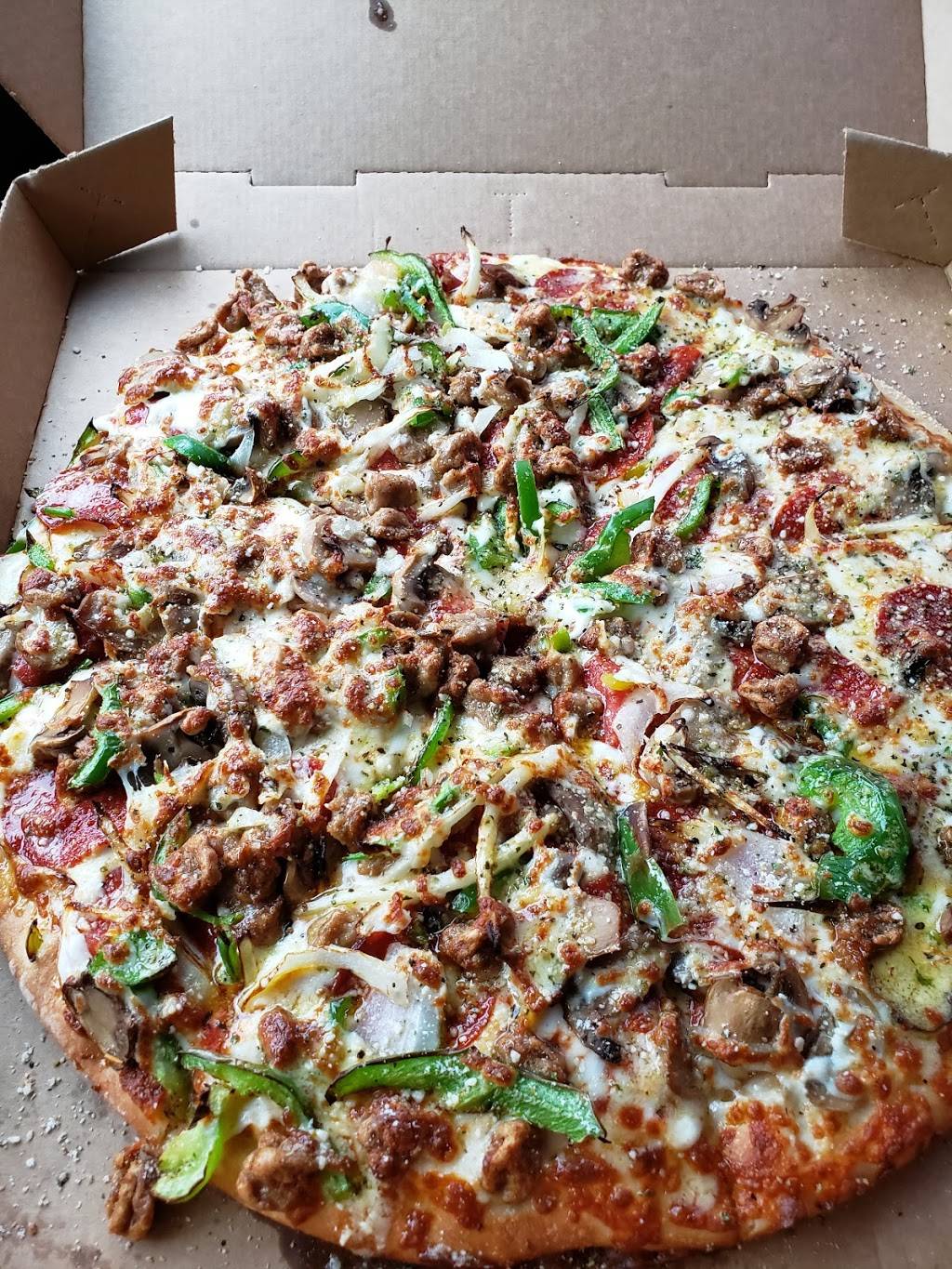 Little Caesars Pizza | meal takeaway | 7310 Harvard Ave, Cleveland, OH 44105, USA | 2163413444 OR +1 216-341-3444