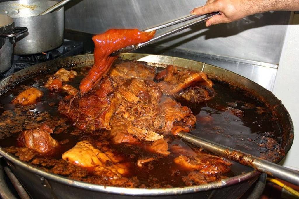 Carnitas Las Michoacanas | restaurant | 6513 University Ave, San Diego, CA 92115, USA | 6192299574 OR +1 619-229-9574