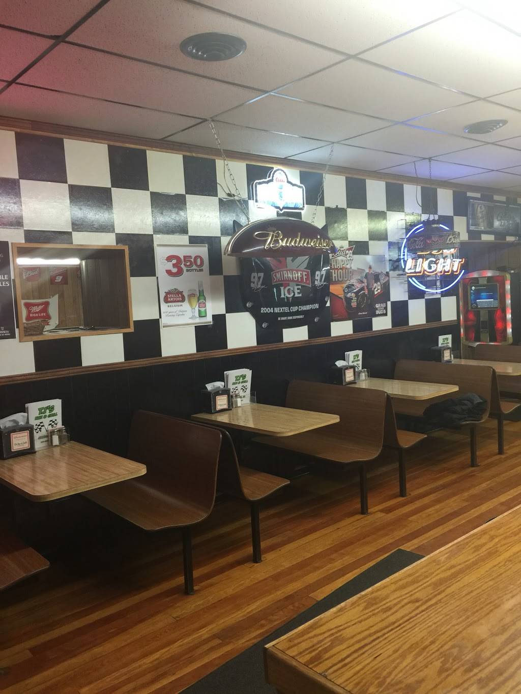 TJs Bar & Grill | restaurant | 123 E Traer St, Greene, IA 50636, USA | 6418164214 OR +1 641-816-4214