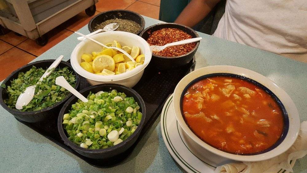 Super Burrito | restaurant | 11237 Whittier Blvd, Whittier, CA 90606, USA | 5626991957 OR +1 562-699-1957