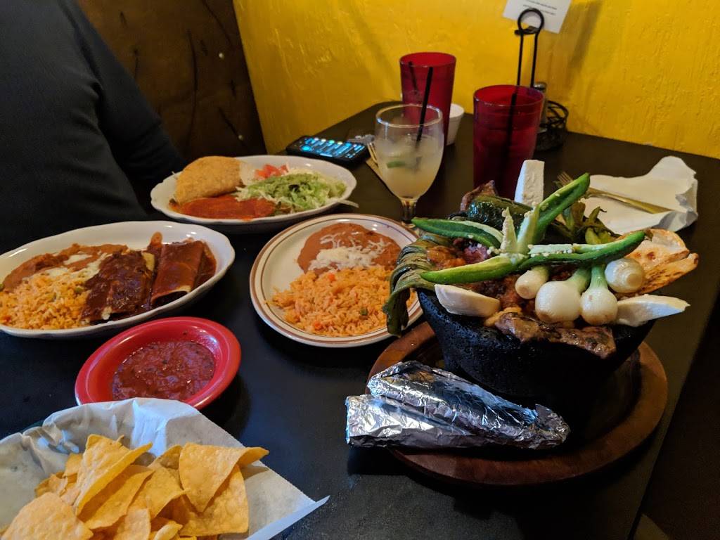 El Dorado Mexican Grille | restaurant | 4745 NW Hunters Ridge Cir suite d, Topeka, KS 66618, USA | 7852460097 OR +1 785-246-0097