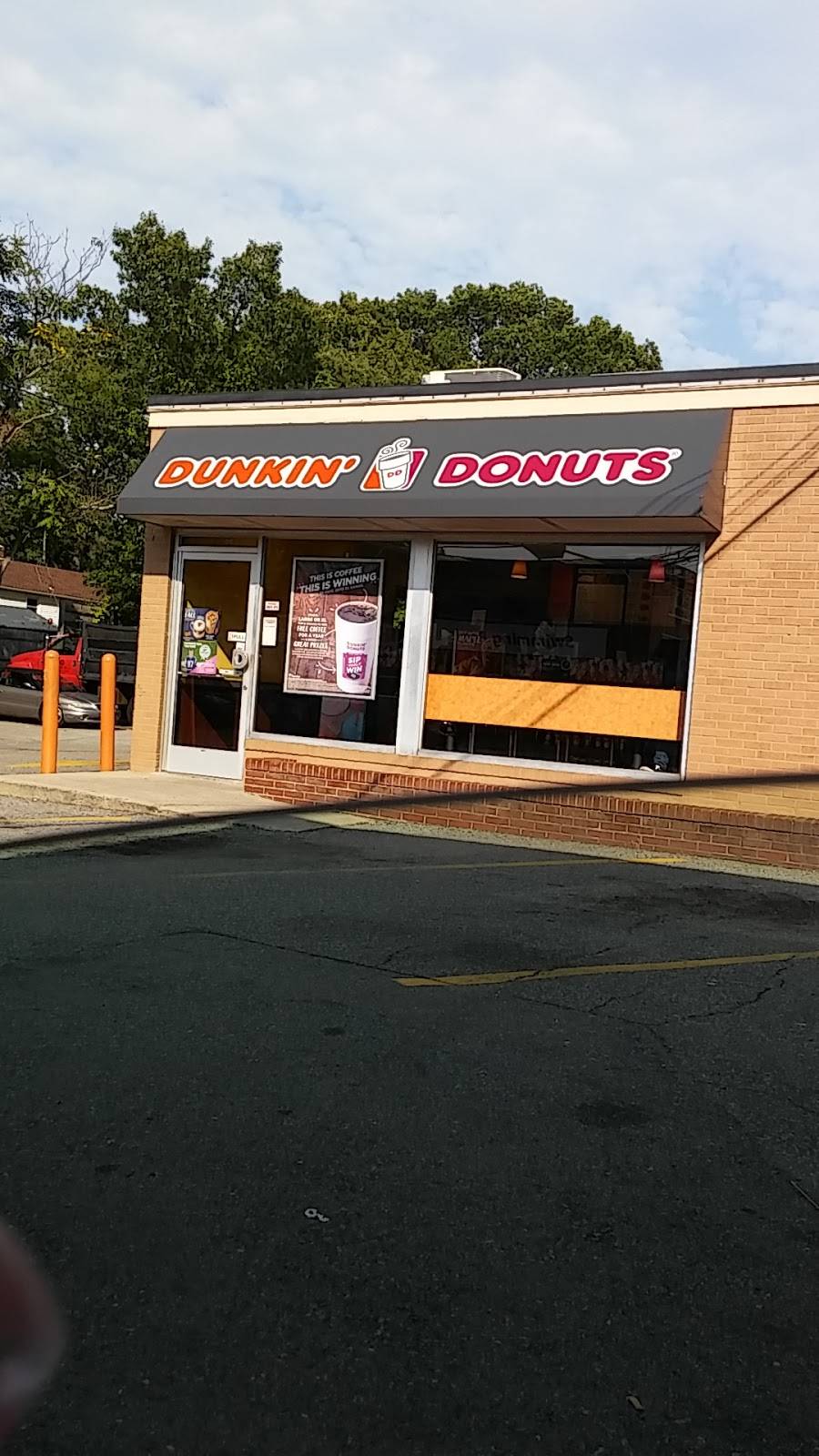 Dunkin | bakery | 123 Lawrence St, Lawrence, MA 01841, USA | 9786209022 OR +1 978-620-9022