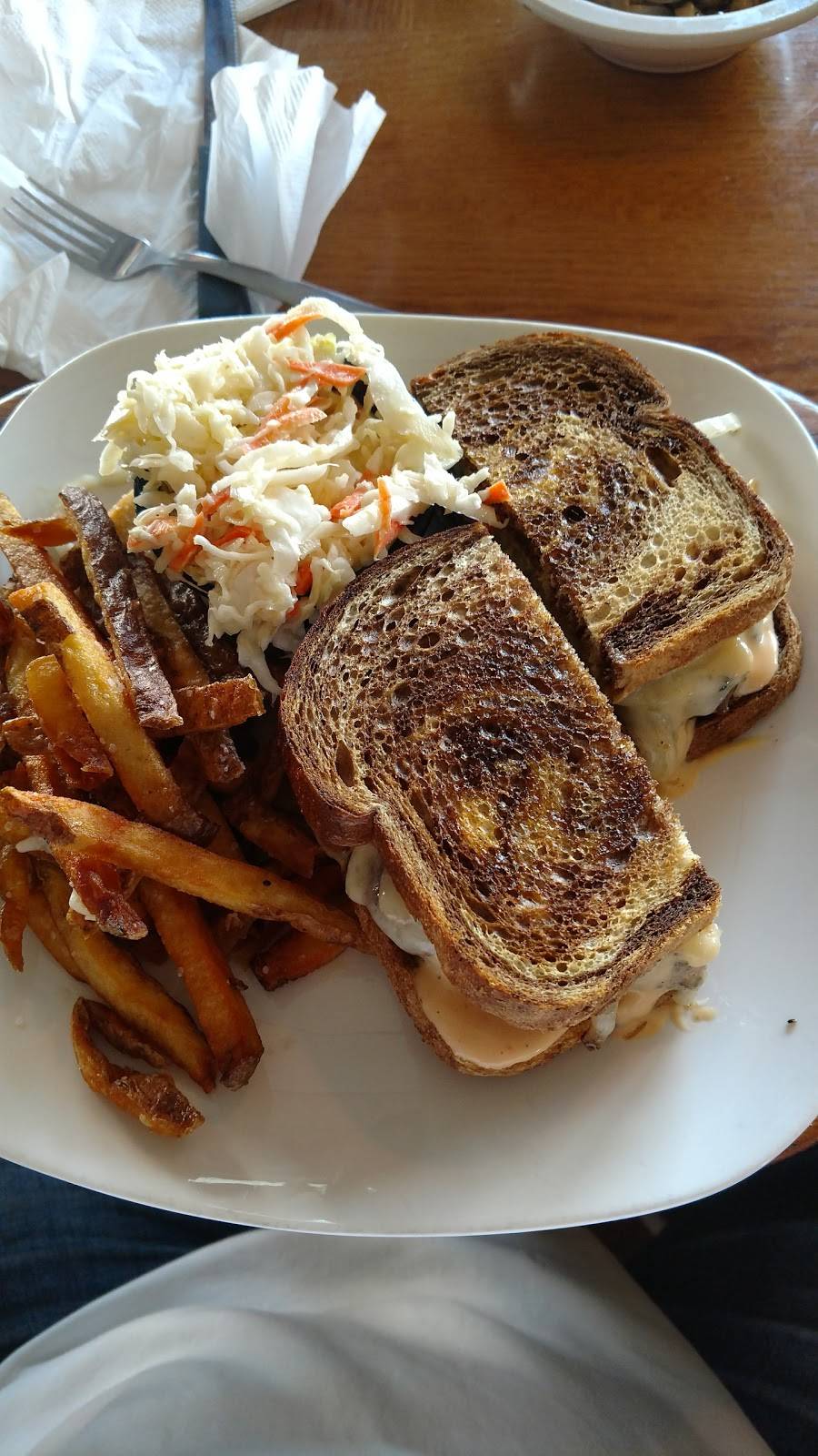 Nicks New York Pub and Grill | restaurant | 113 Highway 17 North, North Myrtle Beach, SC 29582, USA | 8432497600 OR +1 843-249-7600