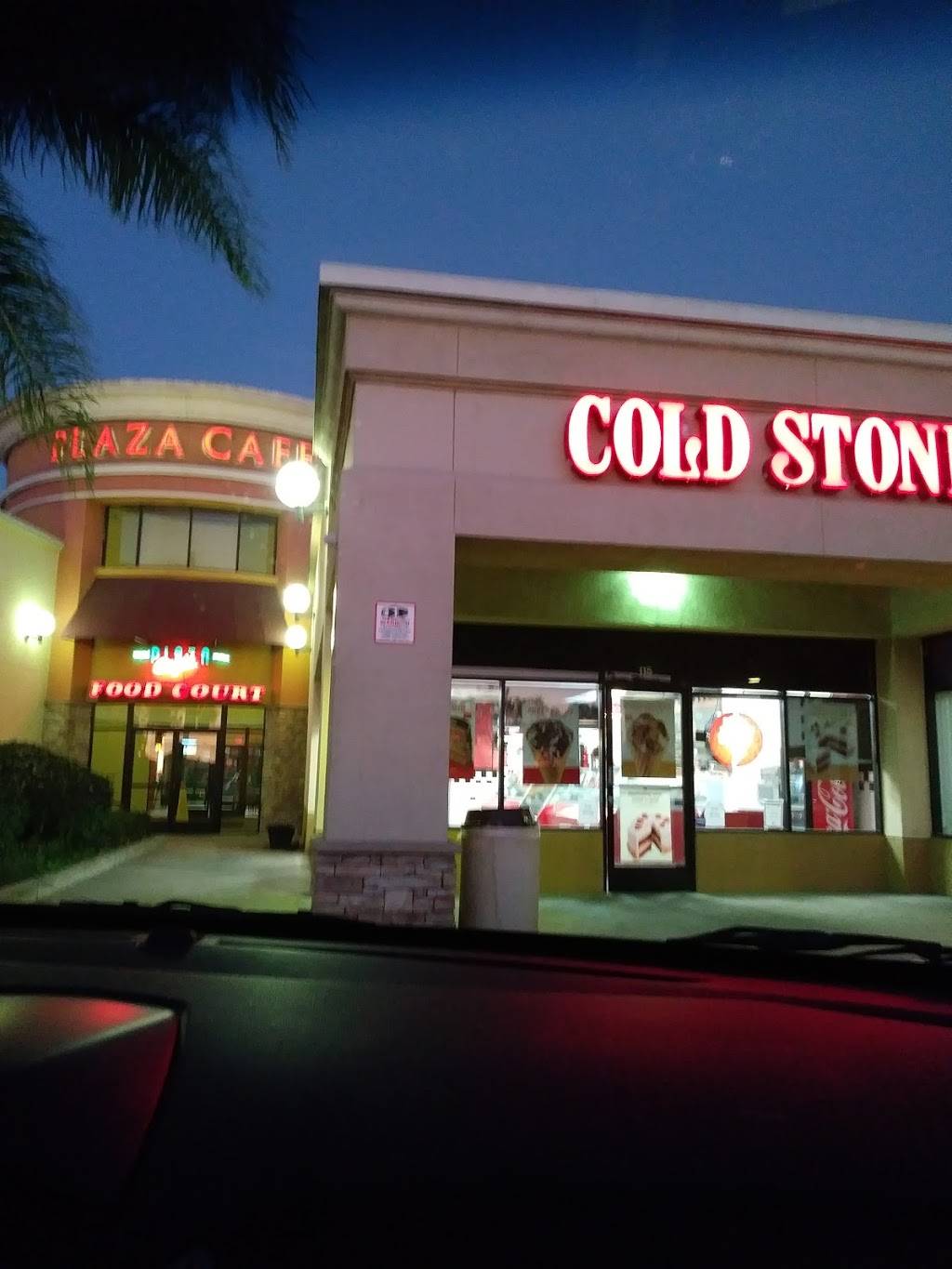Cold Stone Creamery | bakery | 2950 Johnson Dr Ste 115, Ventura, CA 93003, USA | 8056581129 OR +1 805-658-1129