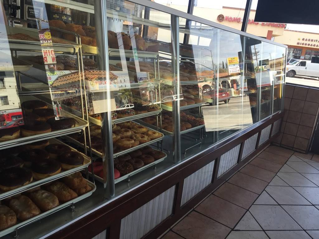 Yum Yum | cafe | 1608 Hoover St, Los Angeles, CA 90006, USA | 2137454460 OR +1 213-745-4460