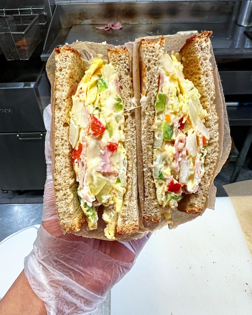 Moodies | restaurant | 2660 Bristol Pike, Bensalem, PA 19020, USA | 2679389742 OR +1 267-938-9742