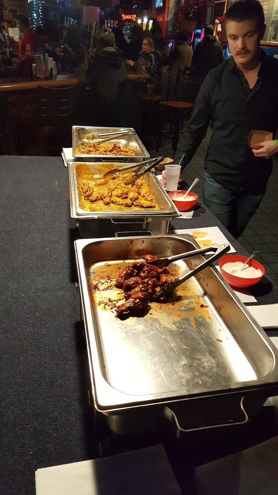 Firehouse Saloon | restaurant | 814 S Clinton Ave, Rochester, NY 14620, USA | 5853193832 OR +1 585-319-3832