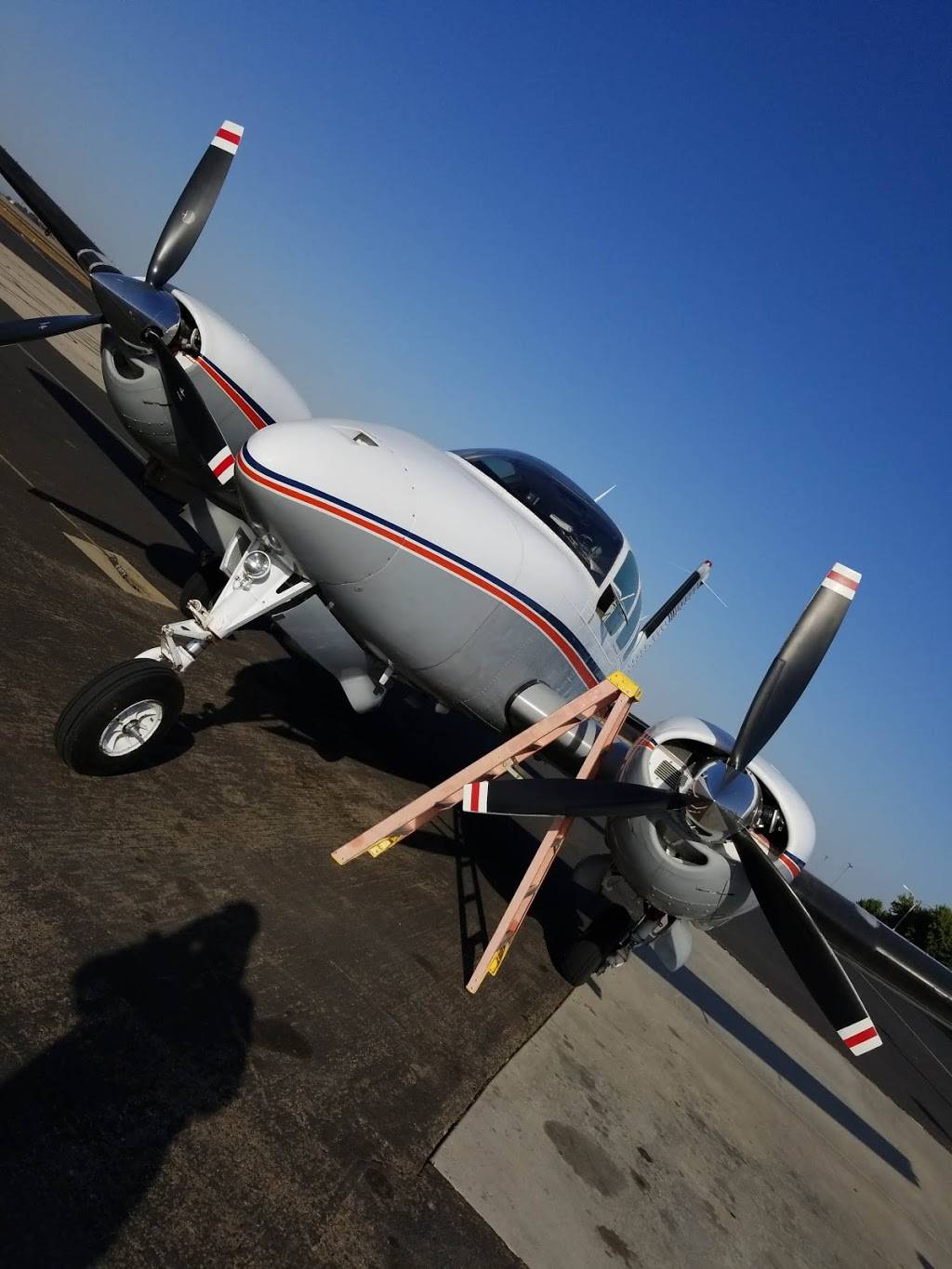 Airway Cafe | restaurant | 1893 Newcomb St #12, Porterville, CA 93257, USA | 5597848208 OR +1 559-784-8208