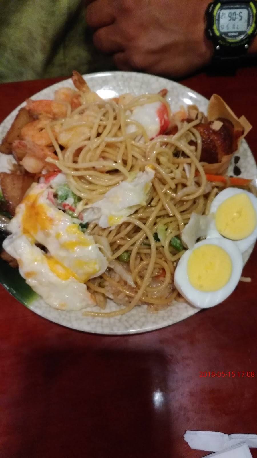 Lucky Buffet | restaurant | 1900 Lantaff Blvd, Madisonville, KY 42431, USA | 2708258585 OR +1 270-825-8585