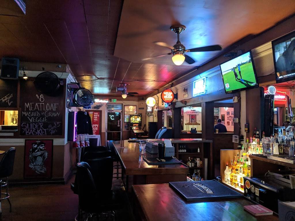 Bennys Restaurant & Lounge | restaurant | 517 W Colorado Ave, Colorado Springs, CO 80905, USA | 7196349309 OR +1 719-634-9309