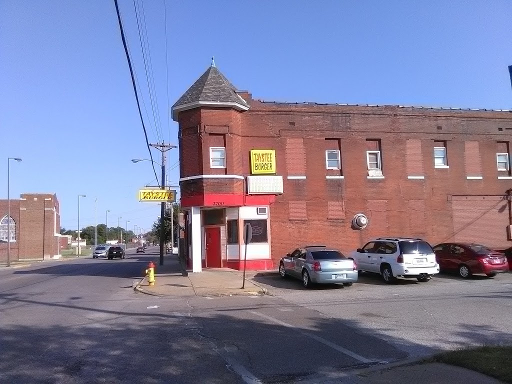 Taystee Burger | restaurant | 2700 State St, East St Louis, IL 62205, USA | 6182711722 OR +1 618-271-1722