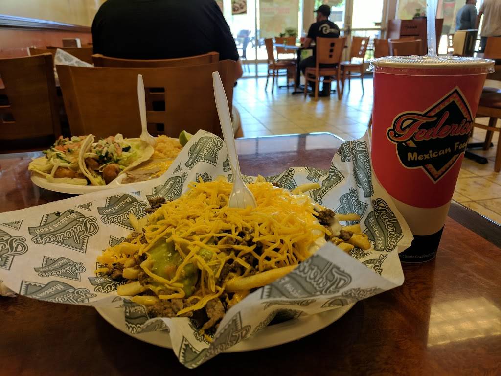 Federicos Mexican Food | restaurant | 14144 N 100th St b100, Scottsdale, AZ 85260, USA | 4808605529 OR +1 480-860-5529