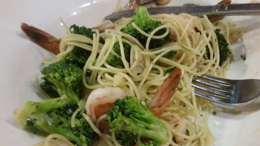 Renatos Restaurant and Catering | meal delivery | 15383 Brookhurst St, Westminster, CA 92683, USA | 7148395755 OR +1 714-839-5755