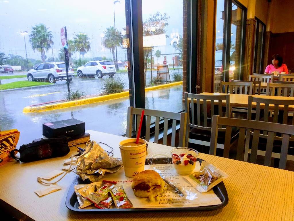 Chick-fil-A | restaurant | 4946 S Staples St, Corpus Christi, TX 78411, USA | 3619912499 OR +1 361-991-2499